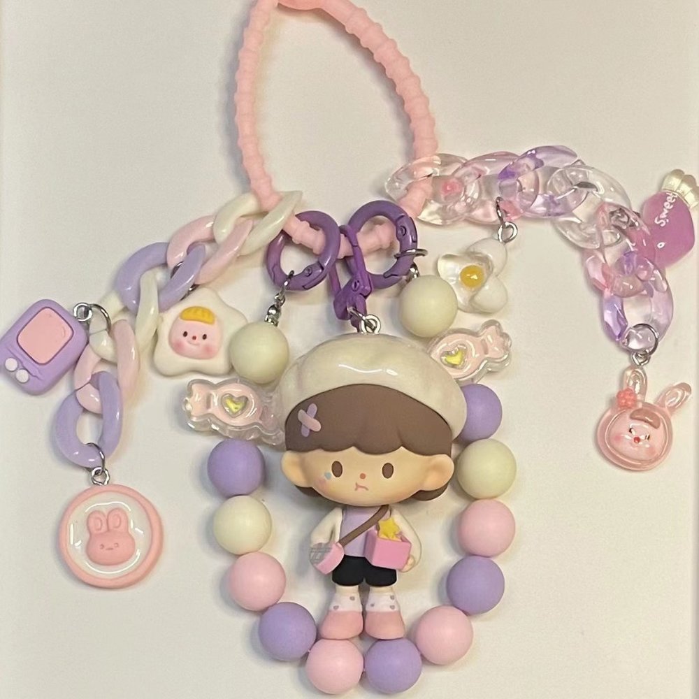 Handmade keychain, which can be ordered directly from stock